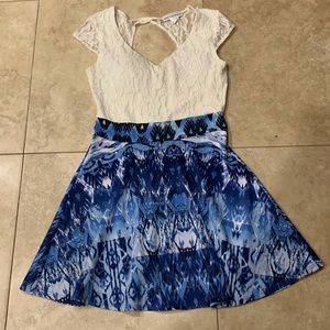 Lace top dress MD